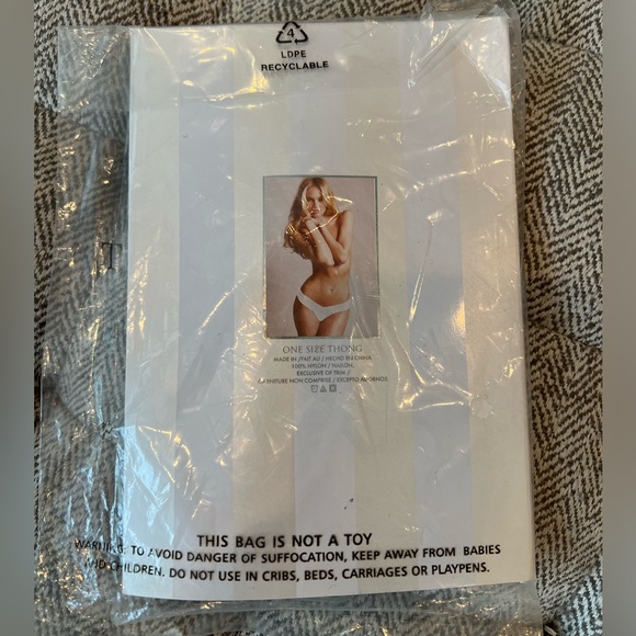 New in Bag Victoria's Secret I Do Bridal White Thong One Size - Picture 5 of 8